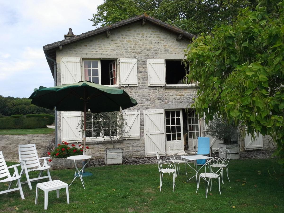 L'Arnaudiere Condac Εξωτερικό φωτογραφία
